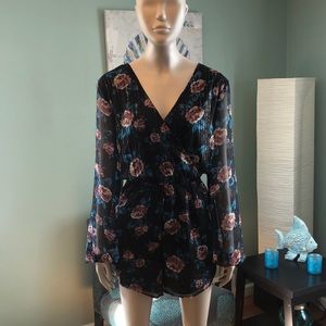 Charlotte Russe Long Sleeve Flower Romper size L!!